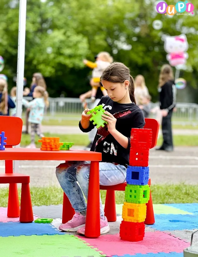 strefa gier i klockow jupi animacje (1)