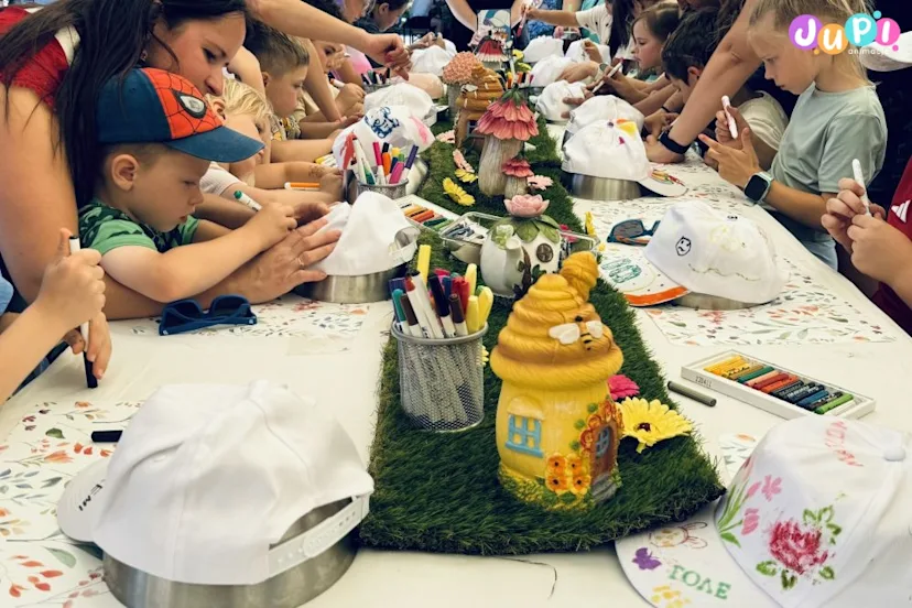 warsztaty kreatywne artystyczne dla dzieci czapki z daszkiem (2)