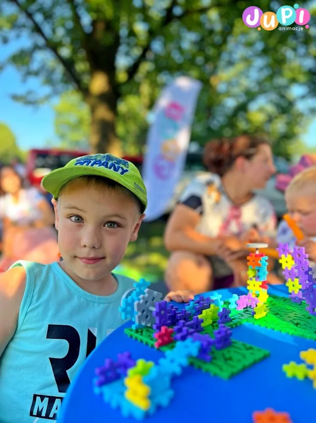 Budowanie z klocków konstrukcyjnych Klocki konstrukcyjne w Strefie klocków