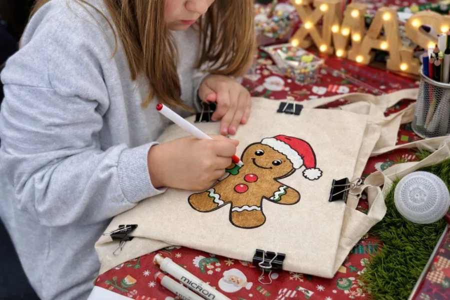 warsztaty mikolajkowe malowanie dekorowanie ekotoreb