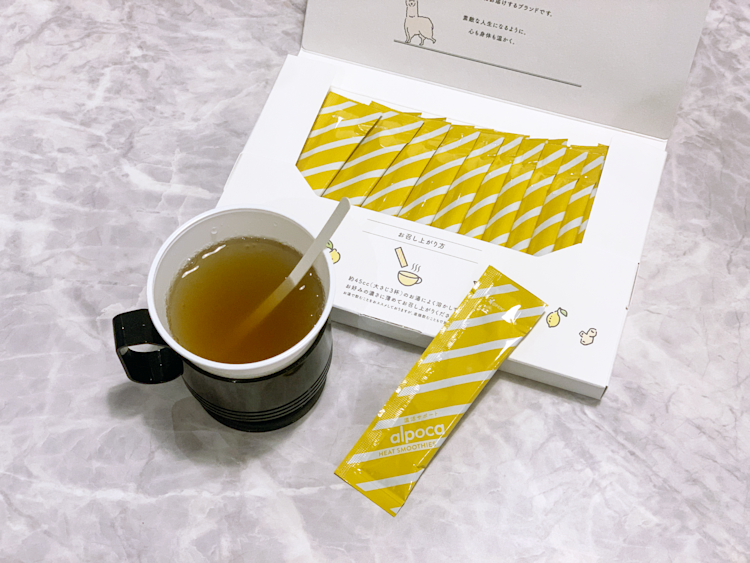 「アルポカヒートスムージー」の「ジンジャーレモン味」を開封した画像