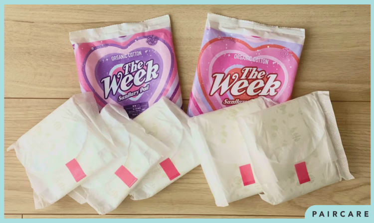 PLAZAのオーガニックナプキン「The Week」のパッケージと、ナプキンの個包装