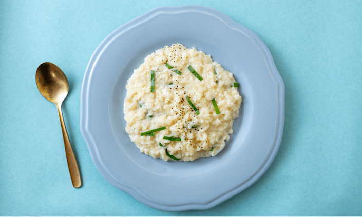【生理中におすすめのレシピ】レンジで作れる牛乳リゾット×長ネギ