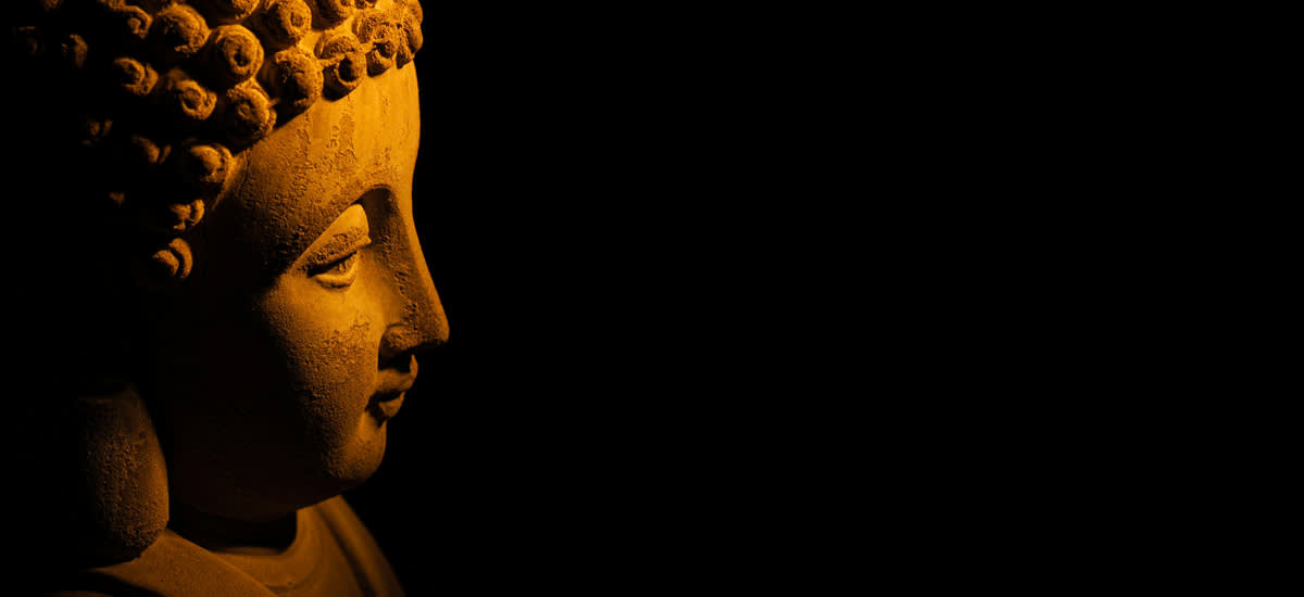 Maitri Yoga e benessere mariano comense - Buddha