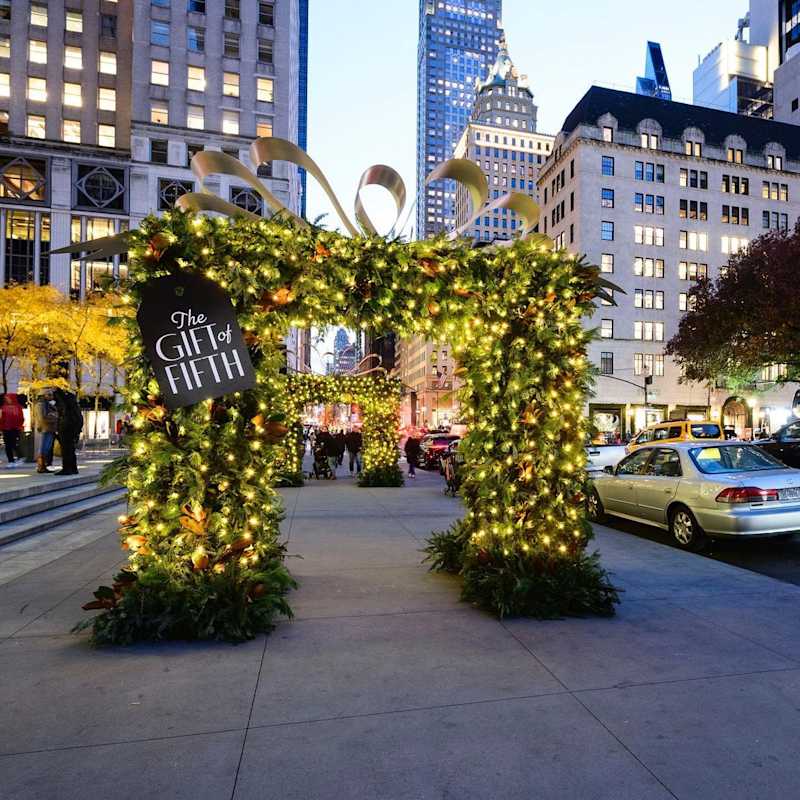 Holidays 2023 | Fifth Avenue
