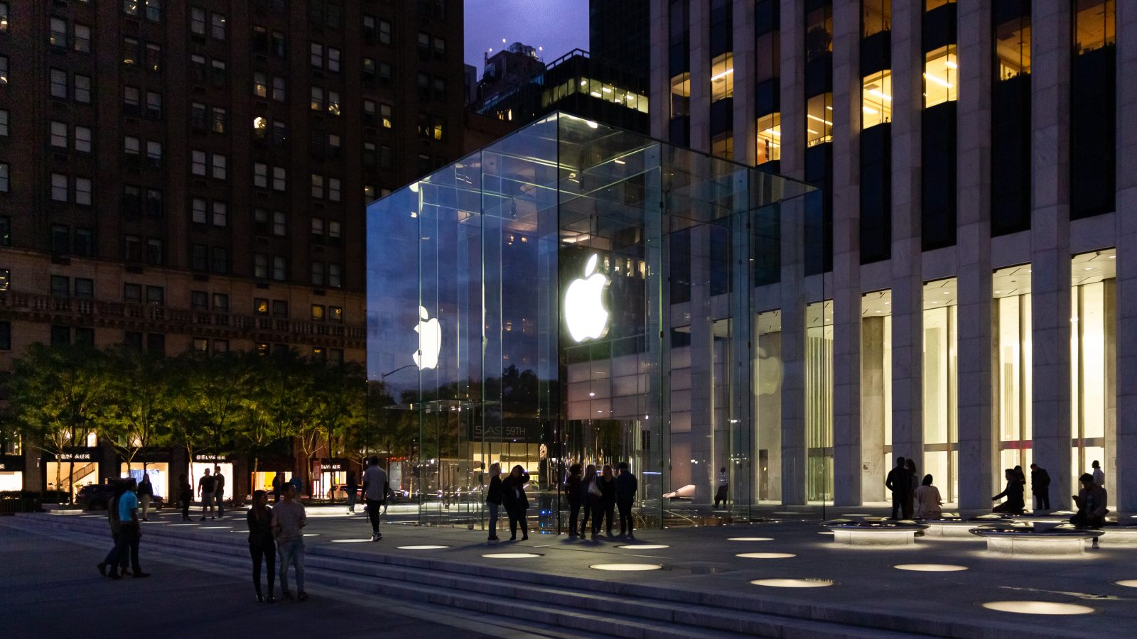 apple-fifth-avenue-fifth-avenue