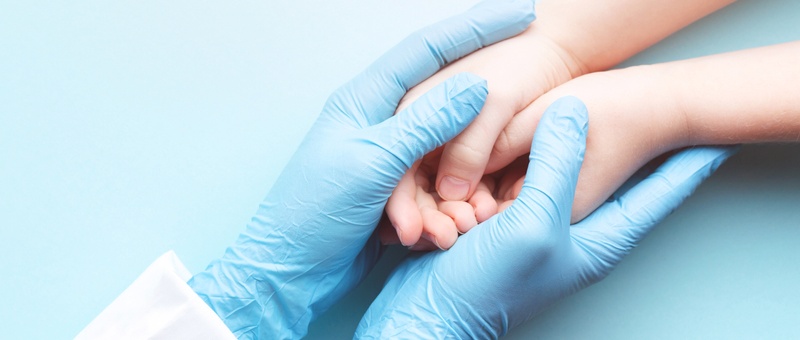 Free chickenpox vaccine to be offered to children in England for the first time