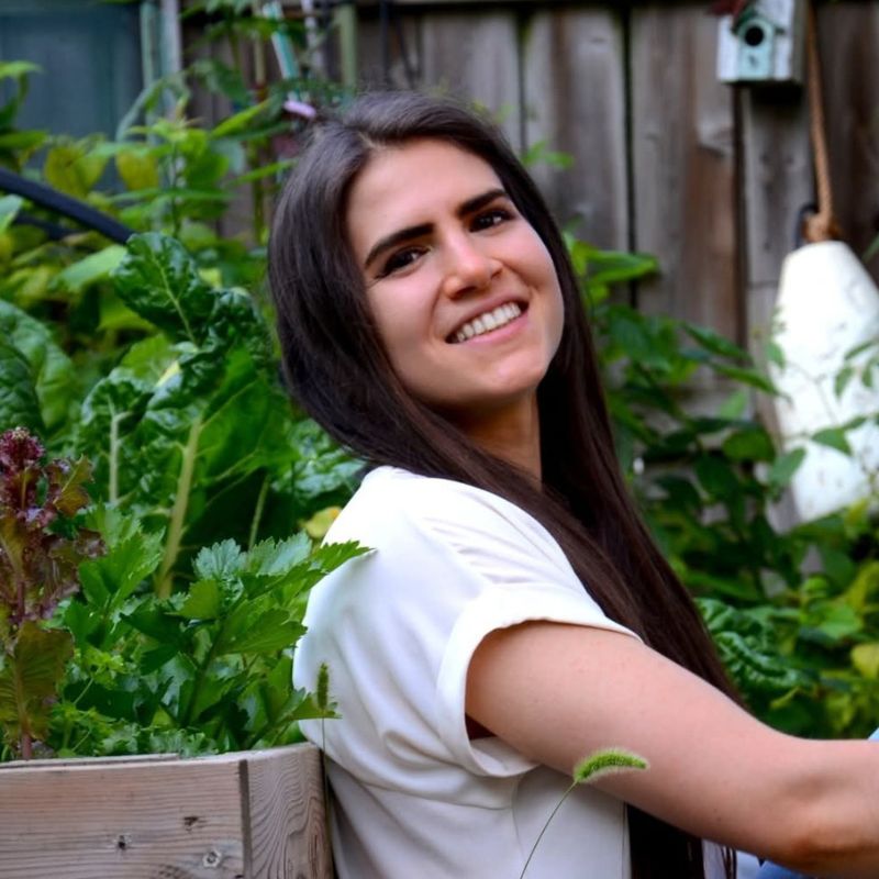 Avery Zenker, registered dietitian based in Ontario, Canada.