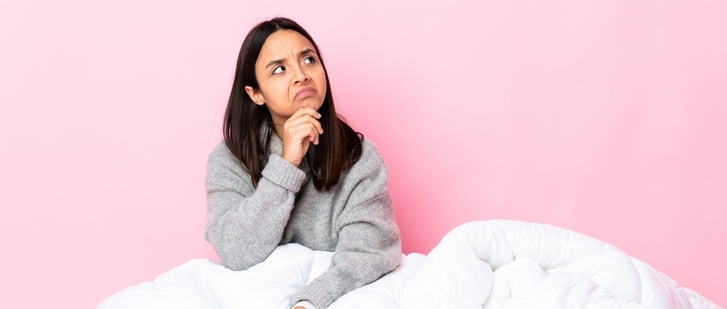 What causes nighttime stomach cramps?