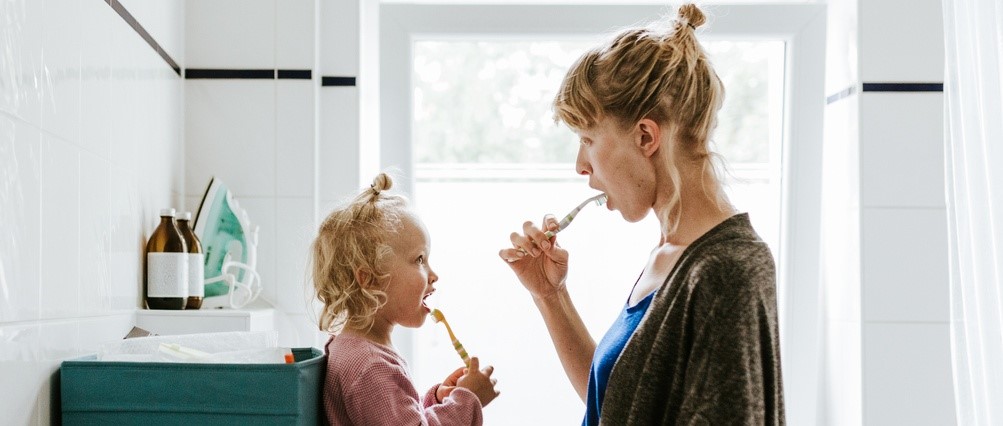 How to brush and care for your child's teeth