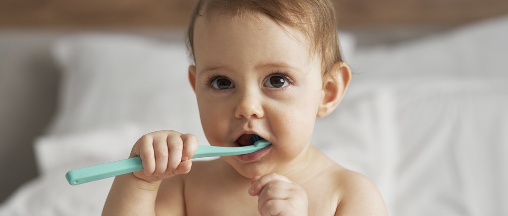 How to look after your baby's first teeth
