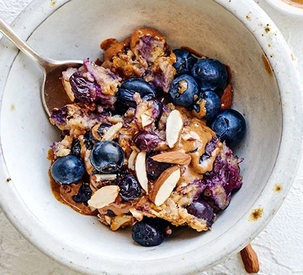 Blueberry baked oats