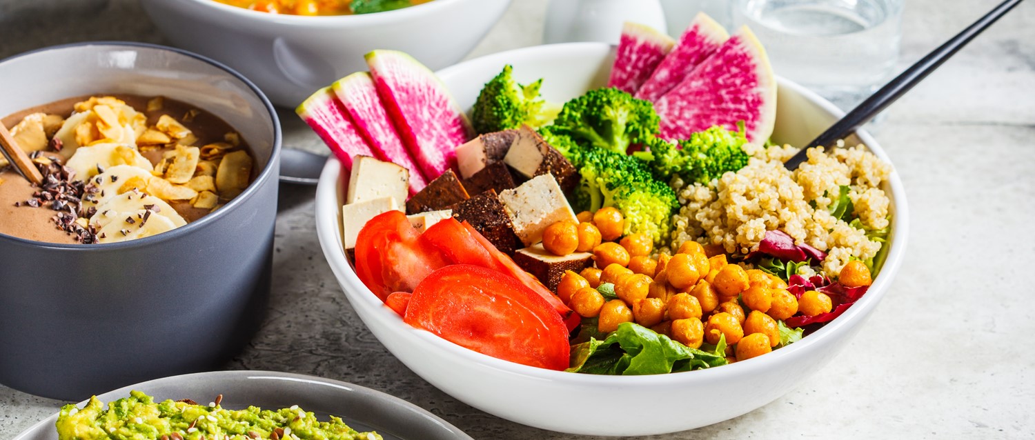 What are the benefits of eating a vegan diet?