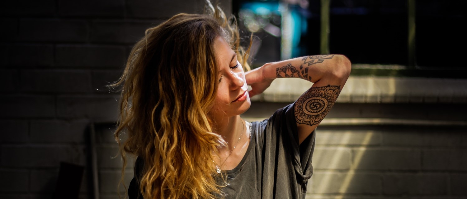 What is the connection between back, neck, and eye pain?