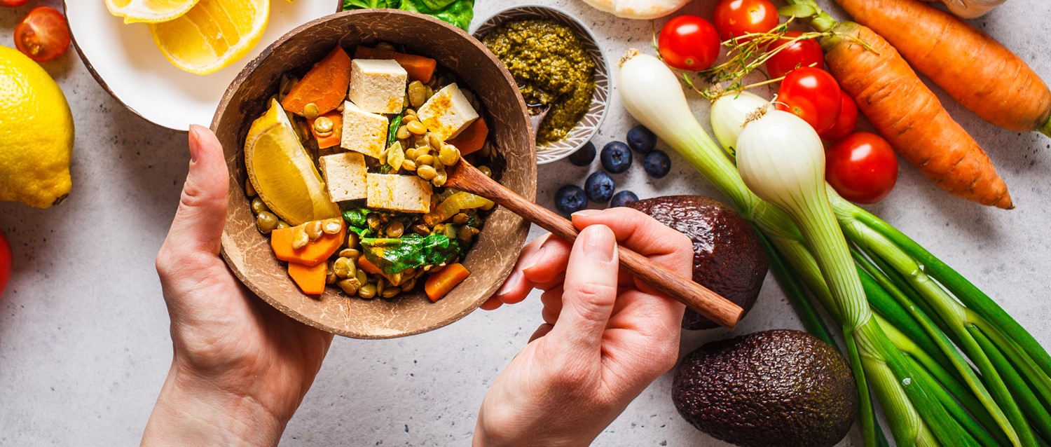 What's the difference between vegan and vegetarian diets?