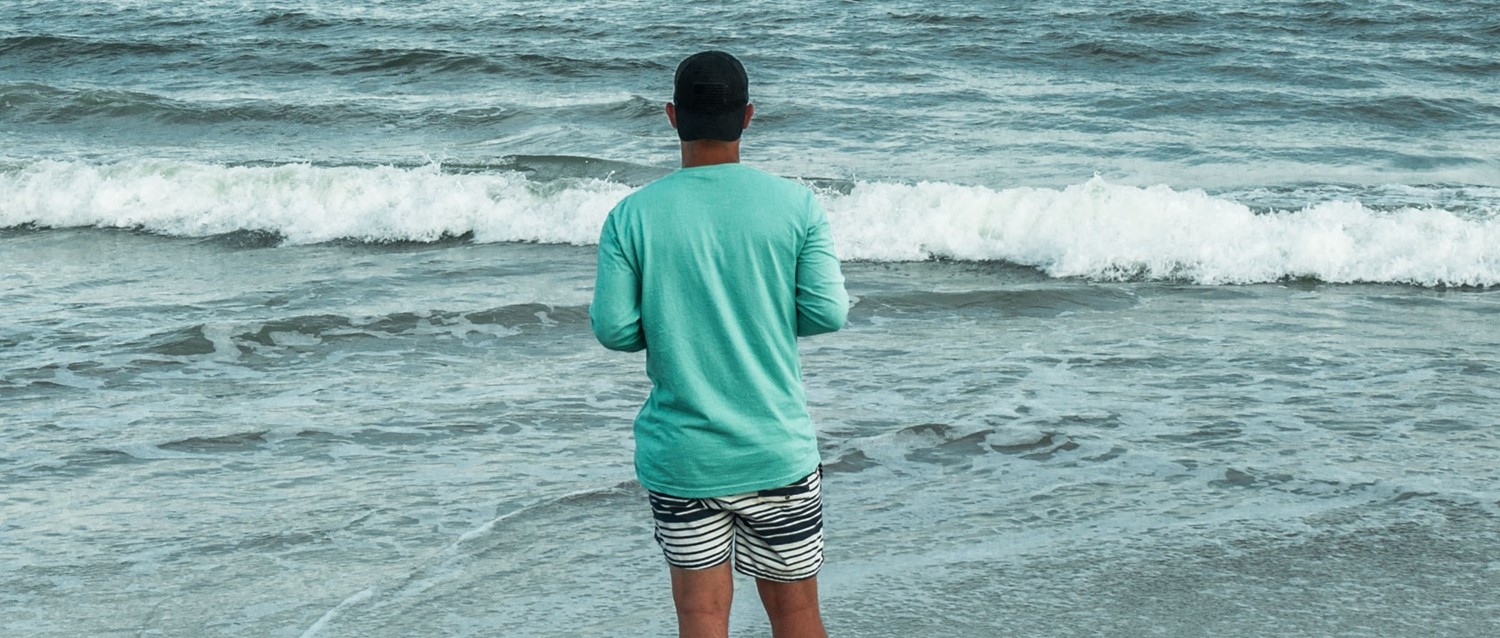 Why do some people experience summer anxiety?