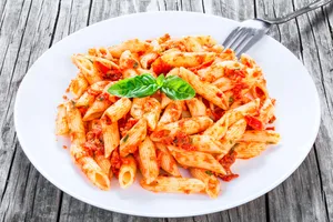 Penne Pasta with Red Pesto Sauce
