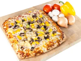 Mini BBQ Chicken Square Pizza