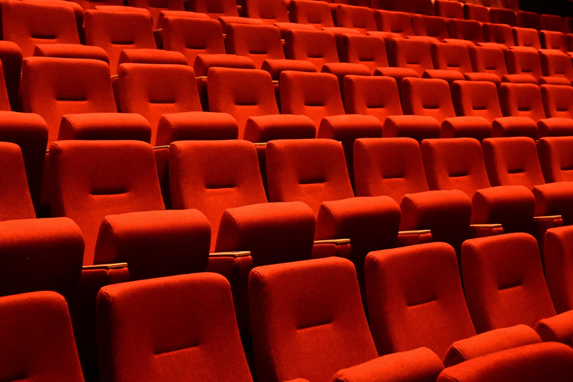 theater-8569119_1920.jpg