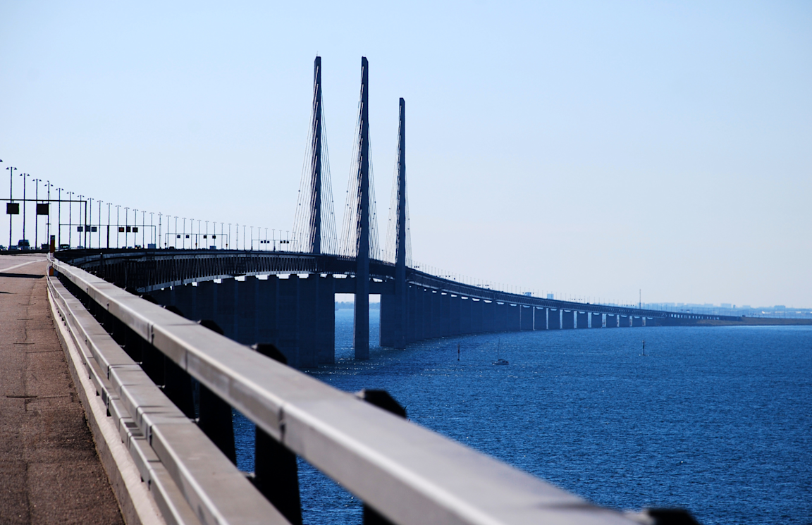 Elektronikåtervinning Malmö - Bild på Malmö bro