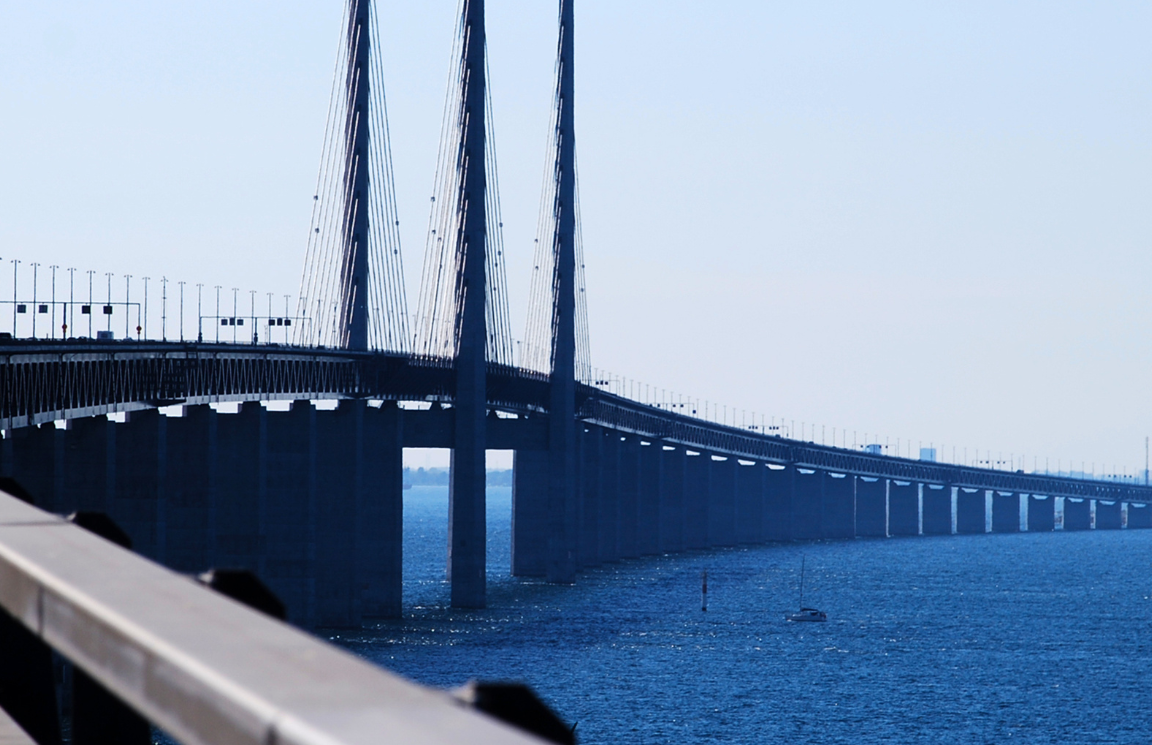 Elektronikåtervinning Malmö - Bild på Malmö bro