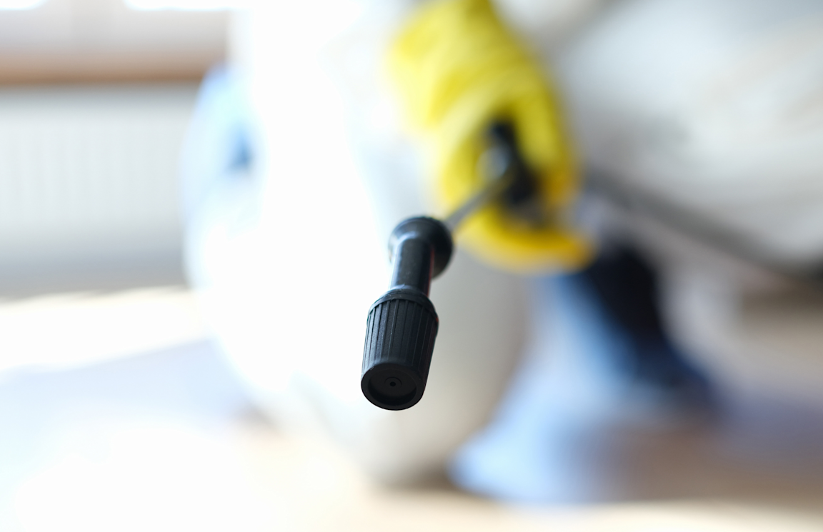 Sanerare som utför sanering