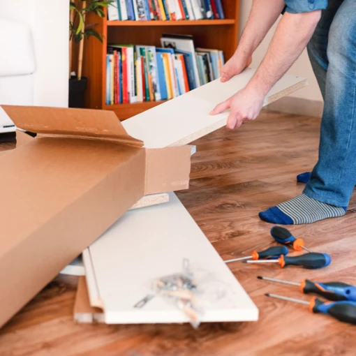 Bli av med byggavfall och skrymmande avfall