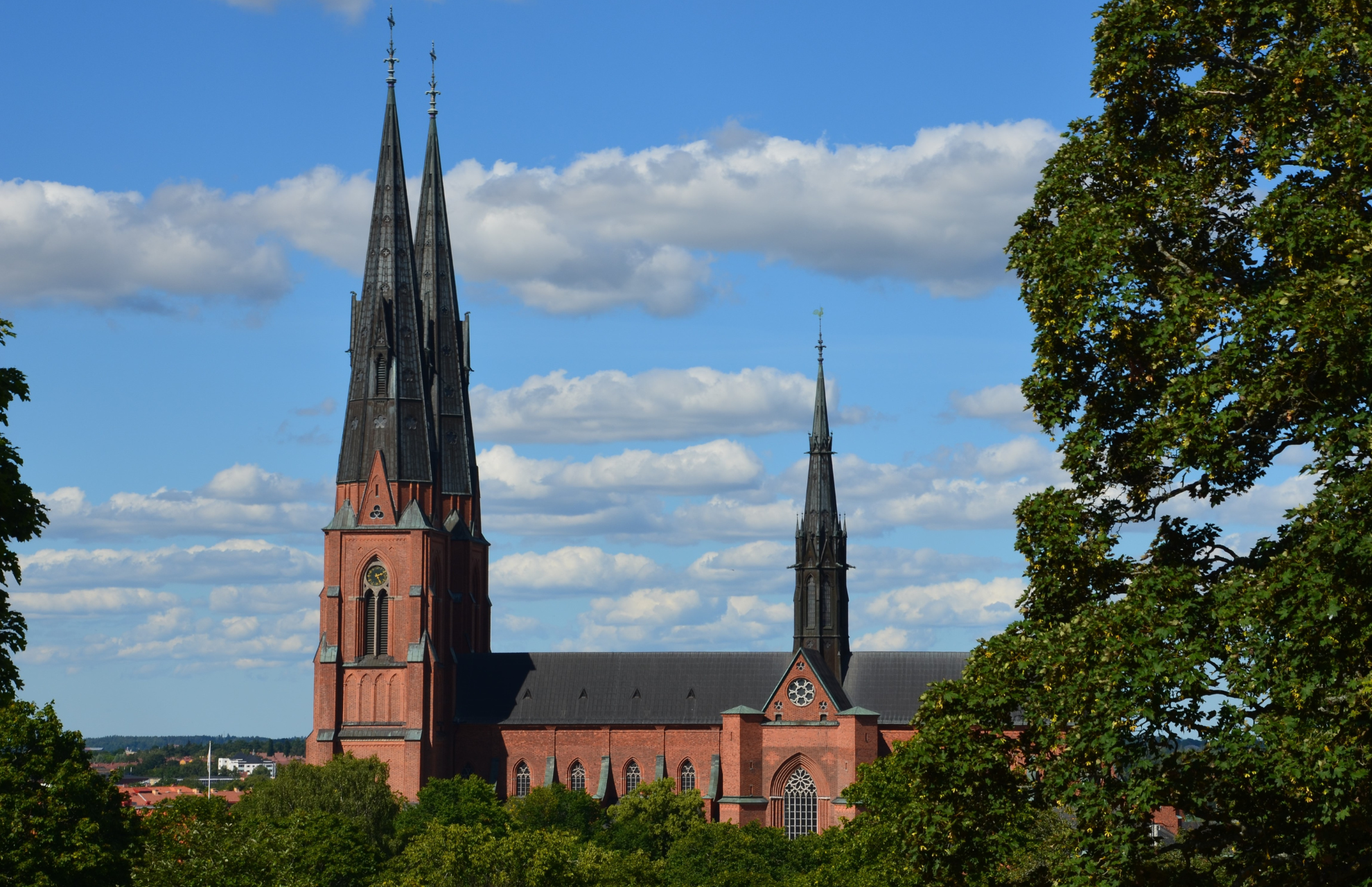 Hyra container i Uppsala| Bild på Uppsalas kyrka