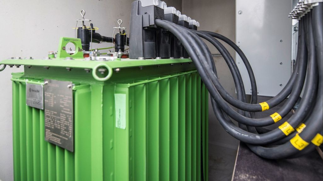 „Ganz in grün“: 10 kV Bioöl-Trafo in Filderstadt-Sielmingen
