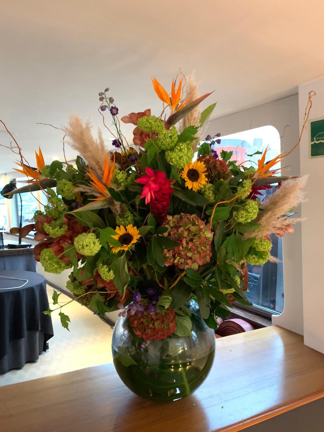autumn-flowers-vases