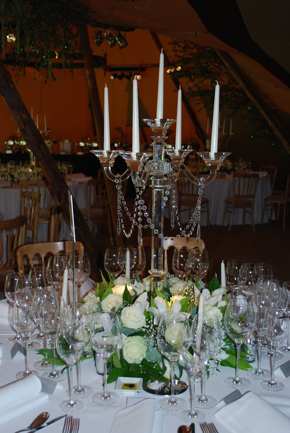 crystal-candelabra-table-display