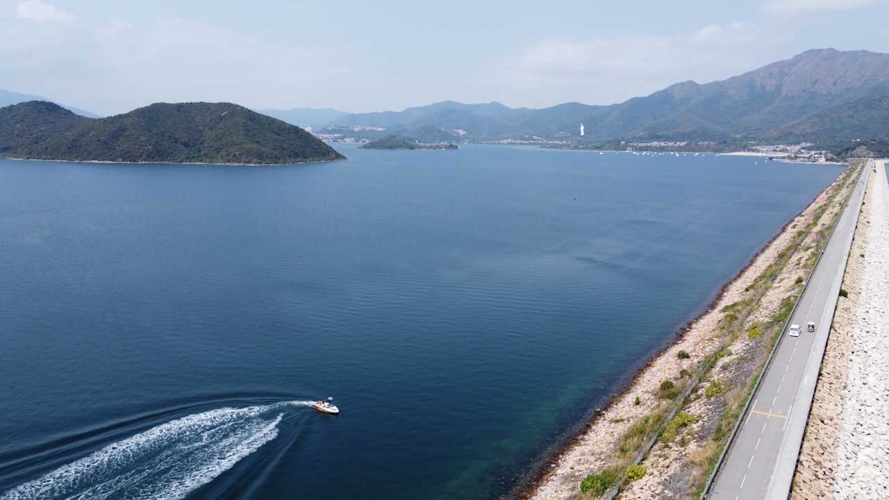 Tai Mei Tuk wakeboarder