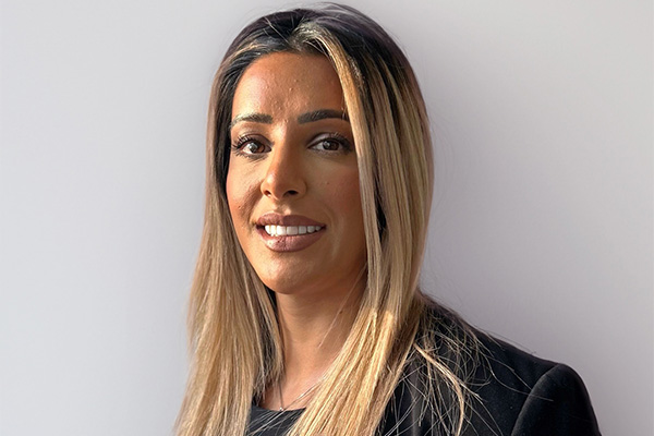 Aisha Iqbal (profile picture), Sales Administrator
