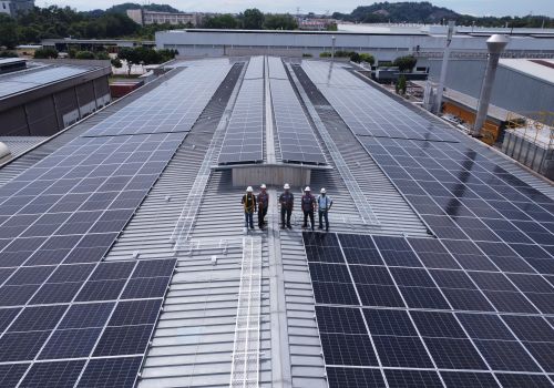 dormakaba reduces CO2 emissions: Commissioning of 21,000 solar panels at three production sites