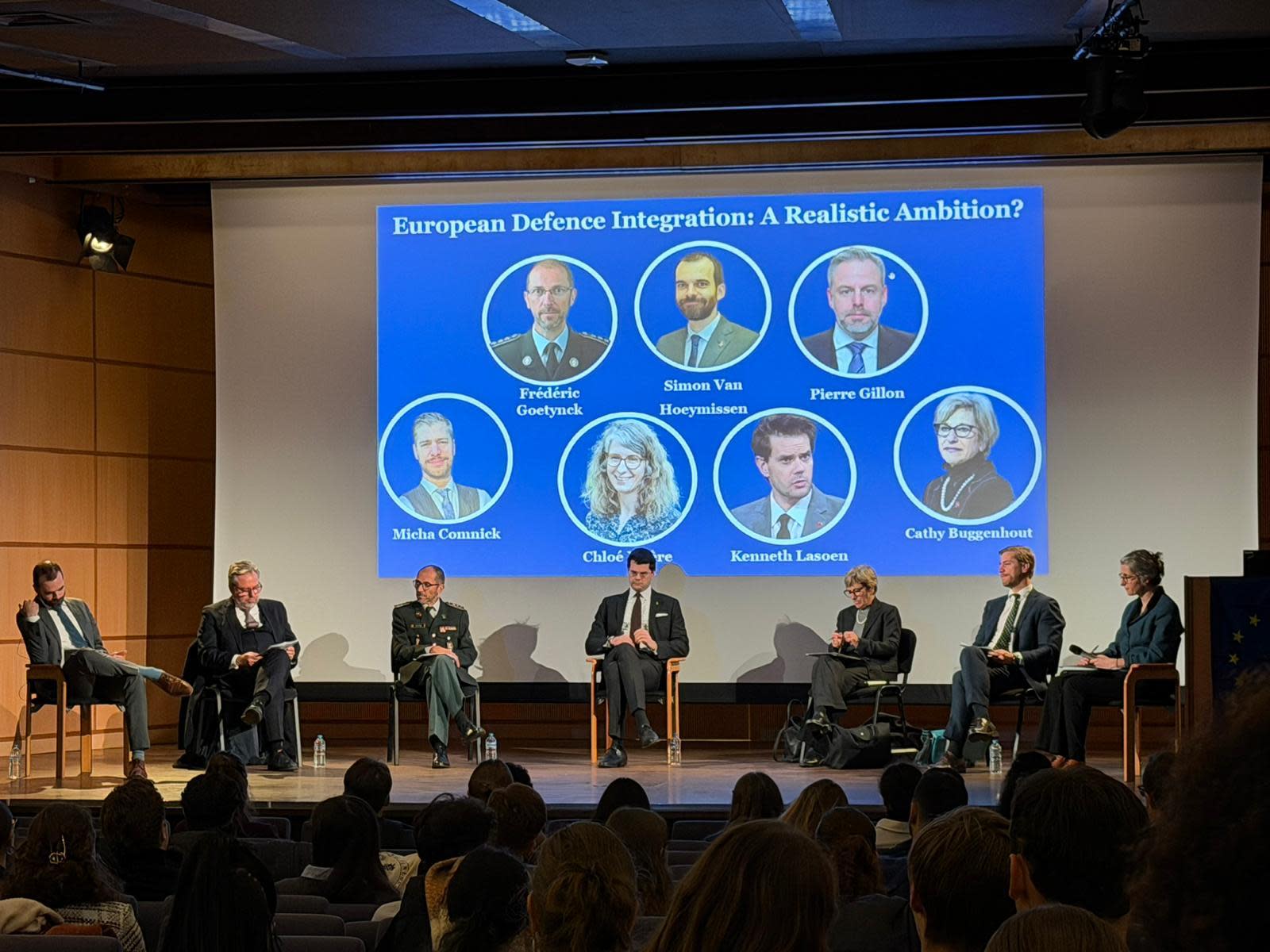 Cover Image for European Defense Integration : A Realistic Ambition ?