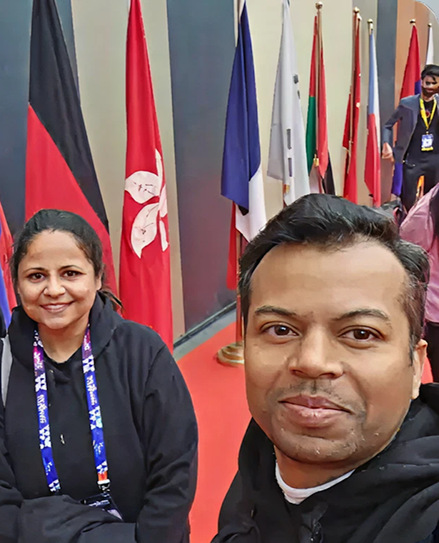 Digitup team members engaging in professional discussions at a technology and AI-focused industry event, showcasing leadership presence and networking activity. 