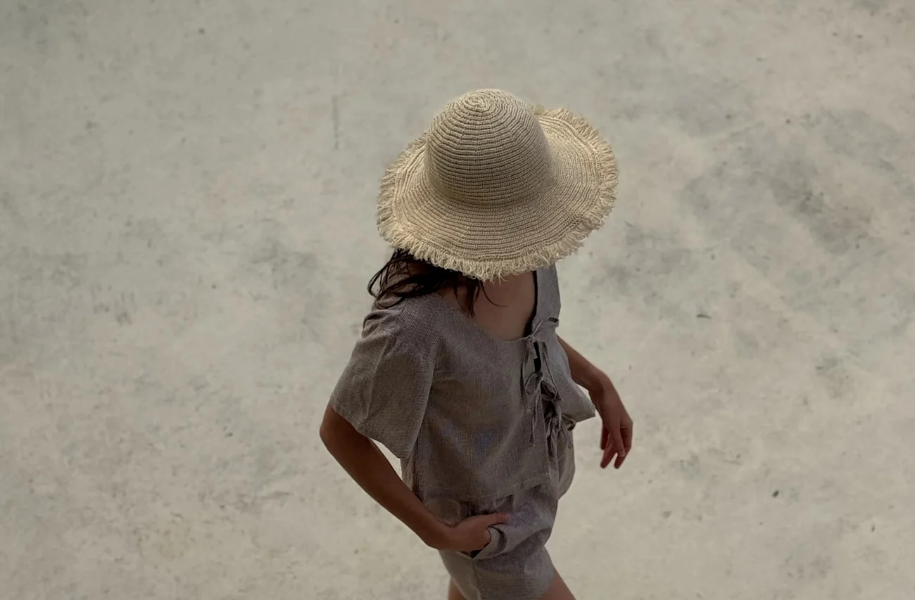 Enhanced Feed > #Neutrals