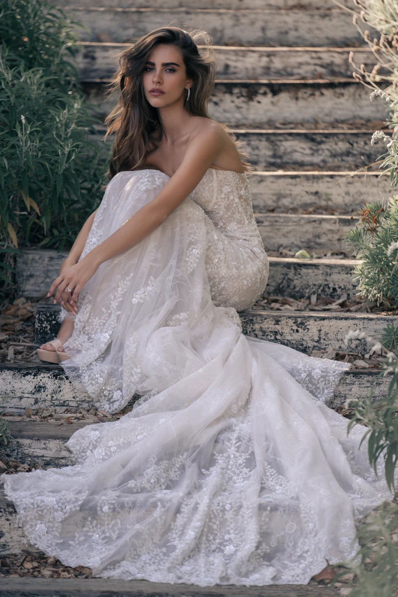 Allure Couture Wedding Dresses  Alexandra's Boutique Allure Bridals  Couture C280