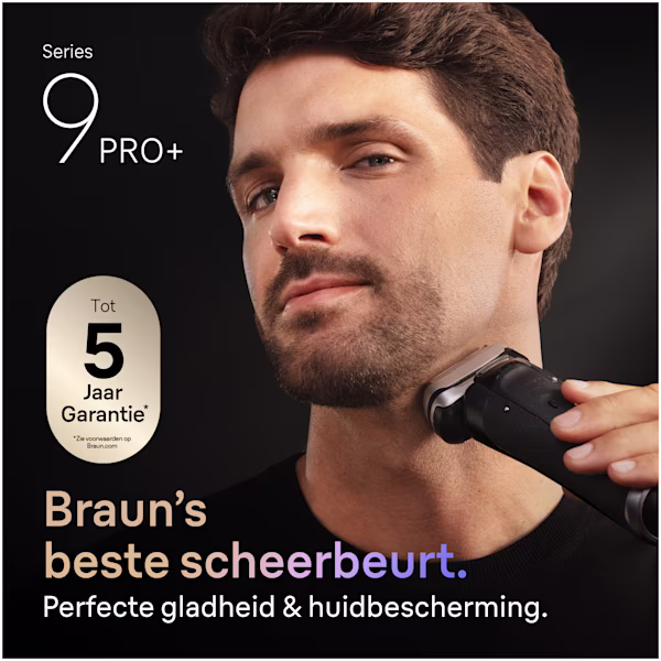 Man scheert zich met Series 9 PRO+. Tekst zegt: De beste scheerbeurt van Braun. Man scheert zich met Series 9 PRO+. Tekst zegt: De beste scheerbeurt van Braun.