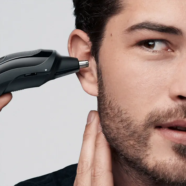 Tonte des oreilles et du nez Tonte des oreilles et du nez