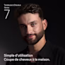 Jeune homme souriant avec confiance après avoir utilisé la tondeuse à cheveux pour hommes Braun Series 7. Jeune homme souriant avec confiance après avoir utilisé la tondeuse à cheveux pour hommes Braun Series 7.