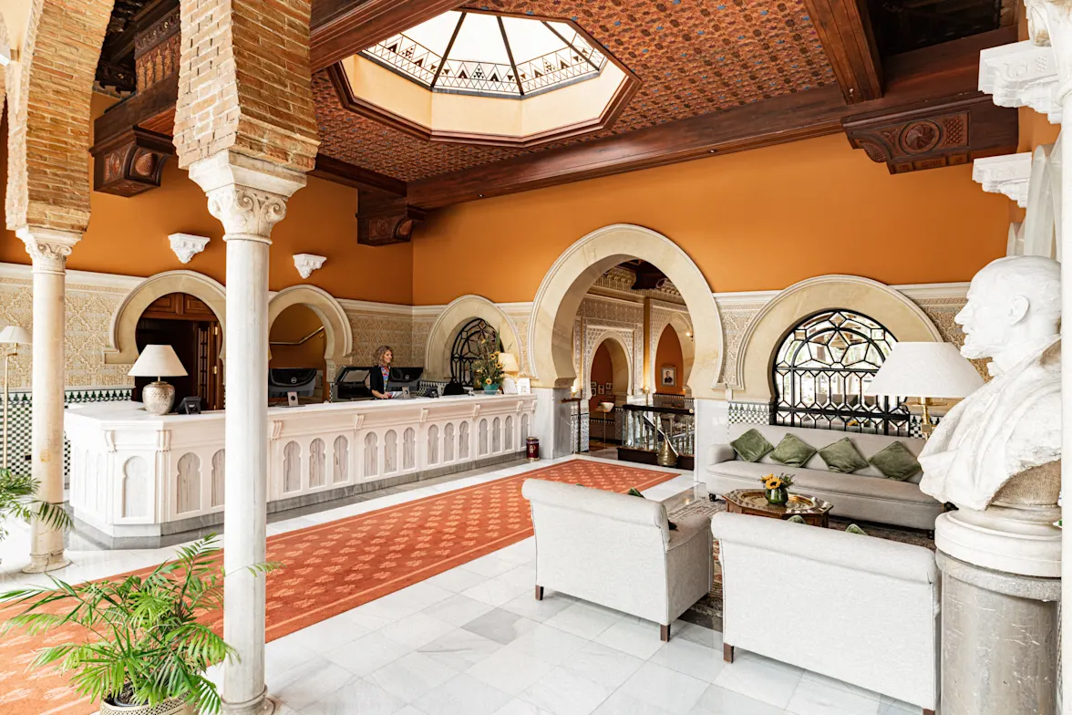 Alhambra Palace Hotel