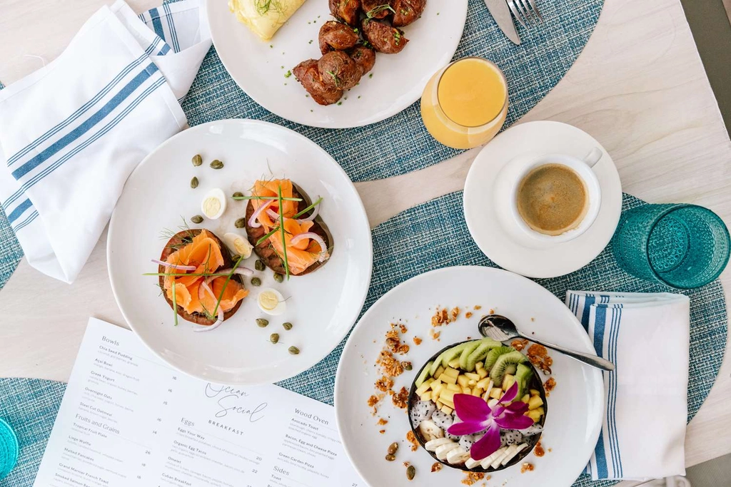 Food Eden Roc Miami