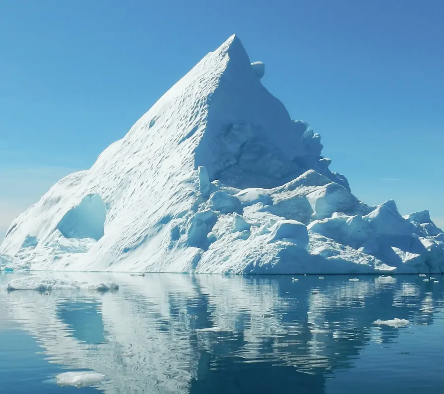 small Icebergs and glaciers -