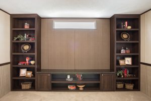 46OWR28764AH-TheBolt_GameRoom_02