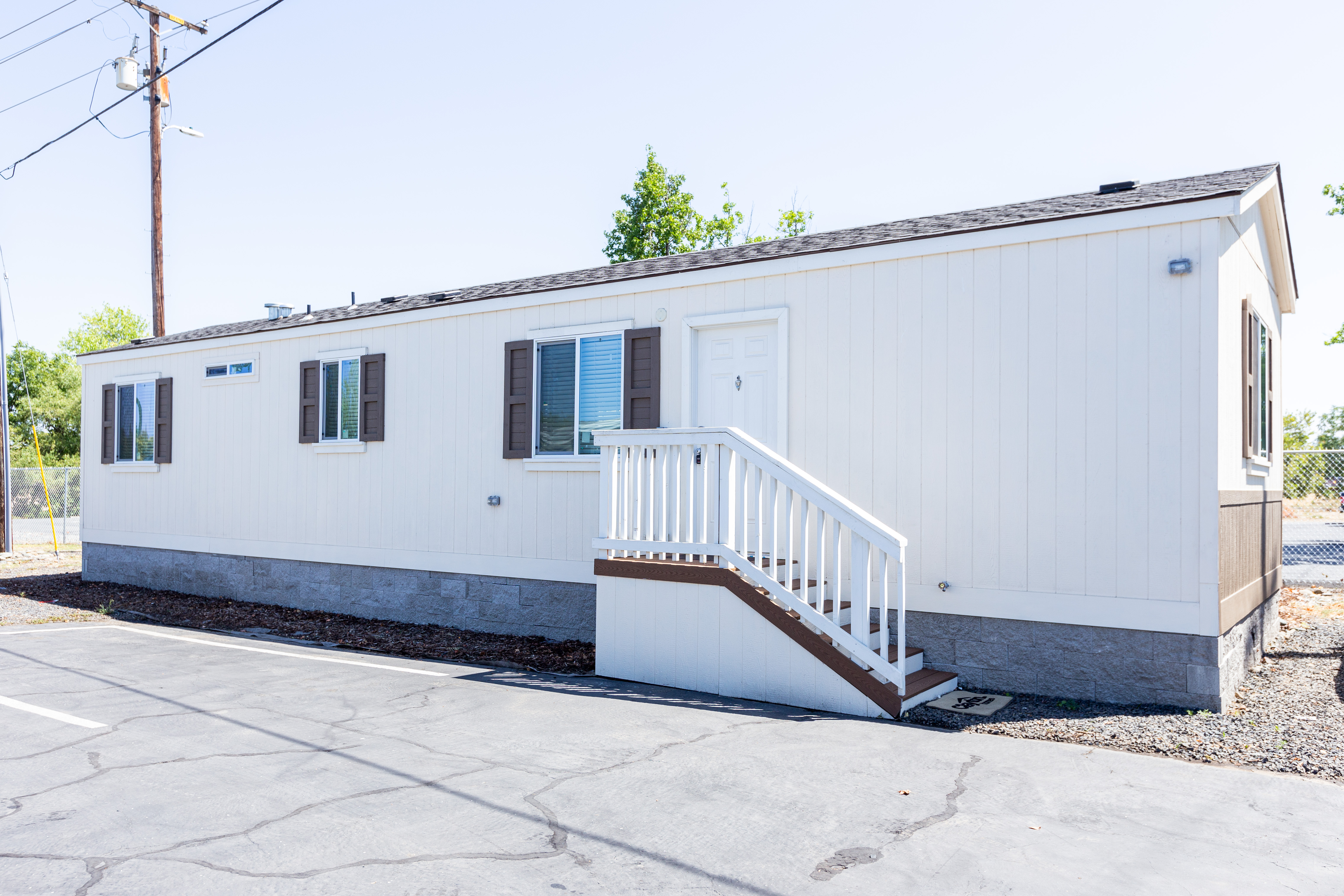 white, single section manufactured home 