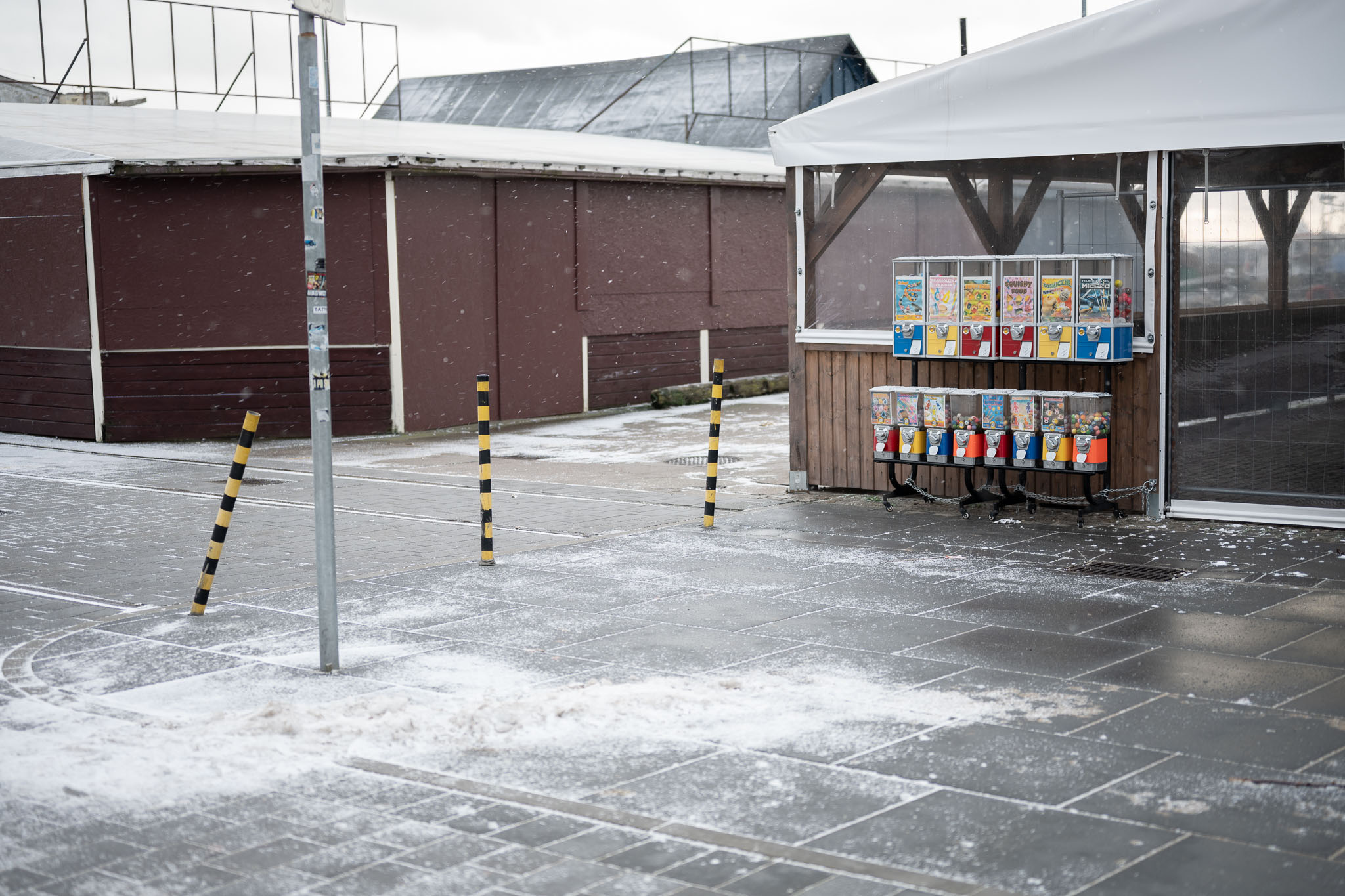 Off season - Image 4