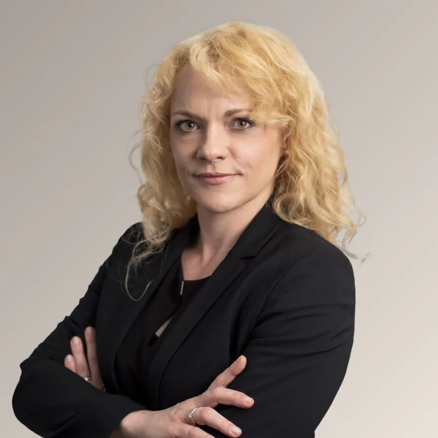 Karin Porstendorfer bio headshot