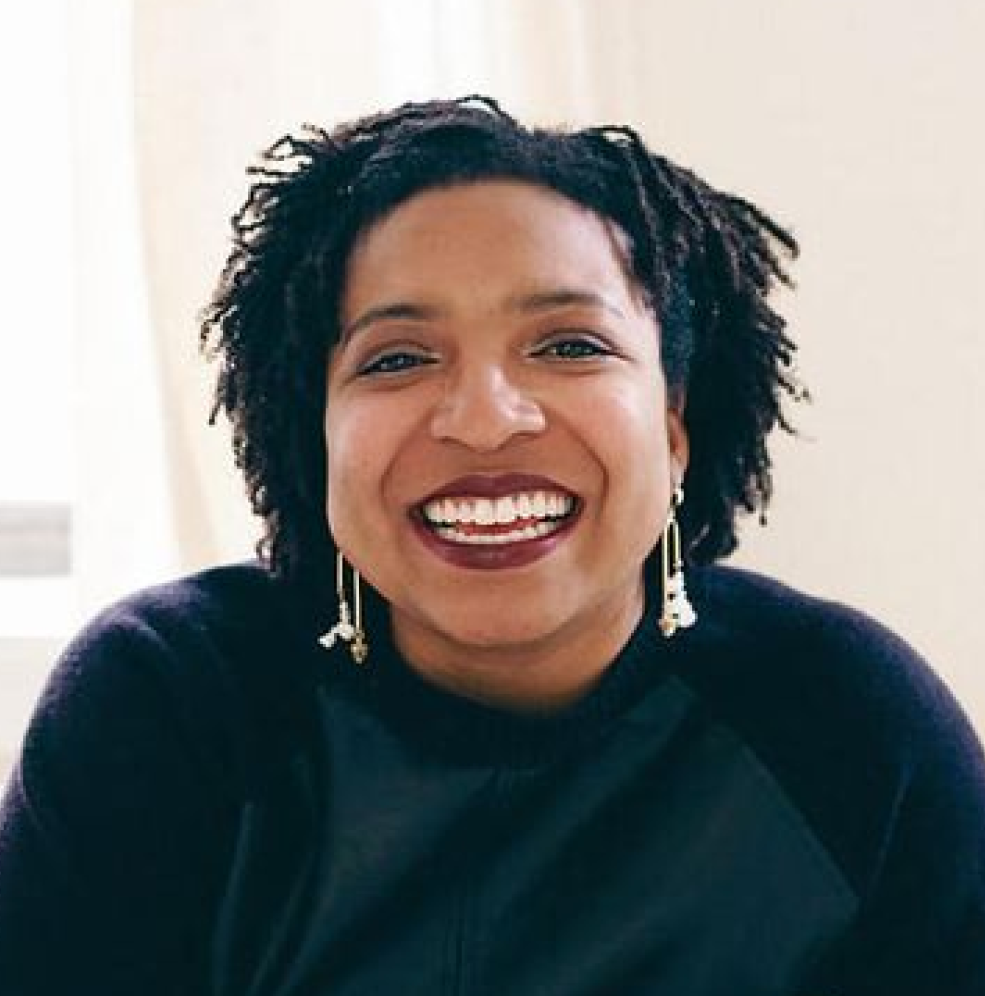 headshot of Sydney Thomas