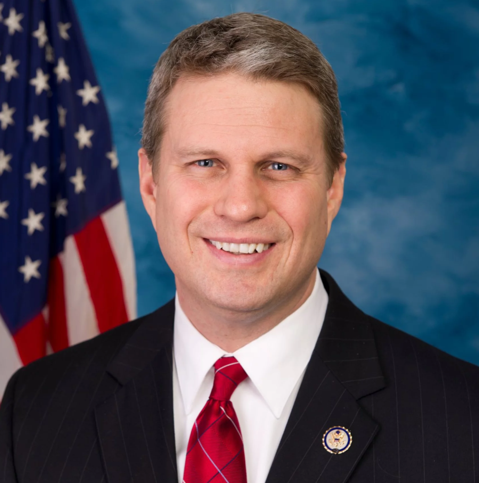 headshot of Representative Bill Huizenga